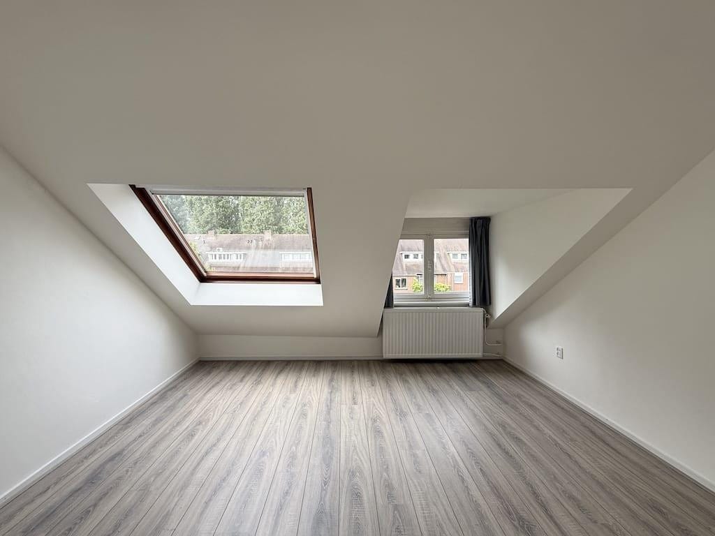 Photo 16 of Van der Veerelaan 45