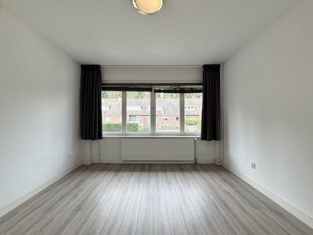 Photo 7 of Van der Veerelaan 45