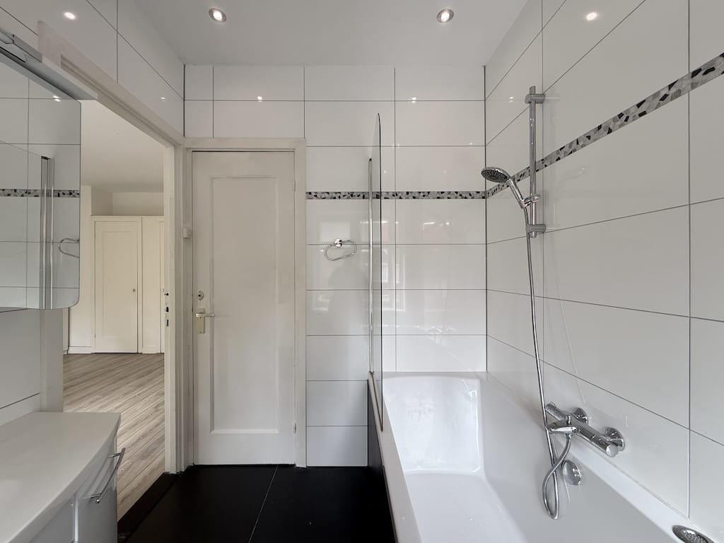 Photo 12 of Van der Veerelaan 45