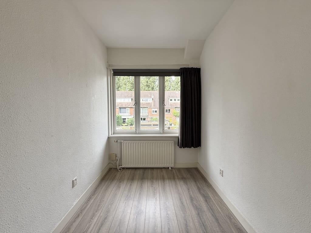 Photo 11 of Van der Veerelaan 45