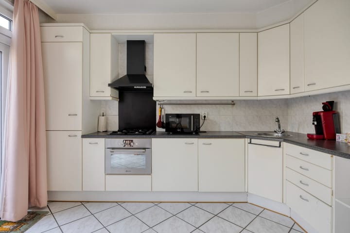 Tussenwoning te koop: Vioolstraat 72, Etten-Leur