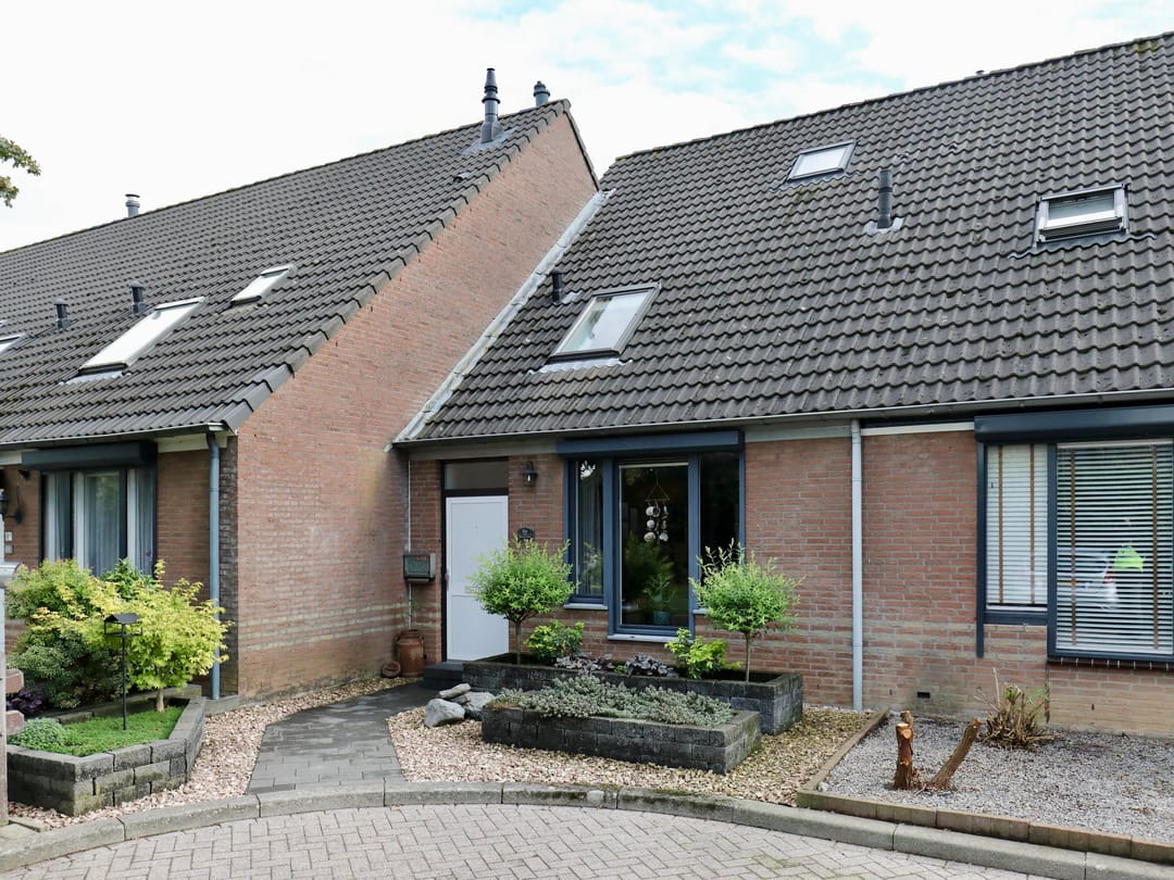 Foto 1 van Elbereveldstraat 8-A