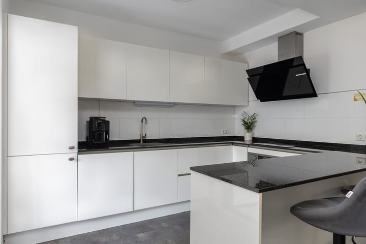 Tussenwoning te koop: Bellinistraat 135, Tilburg