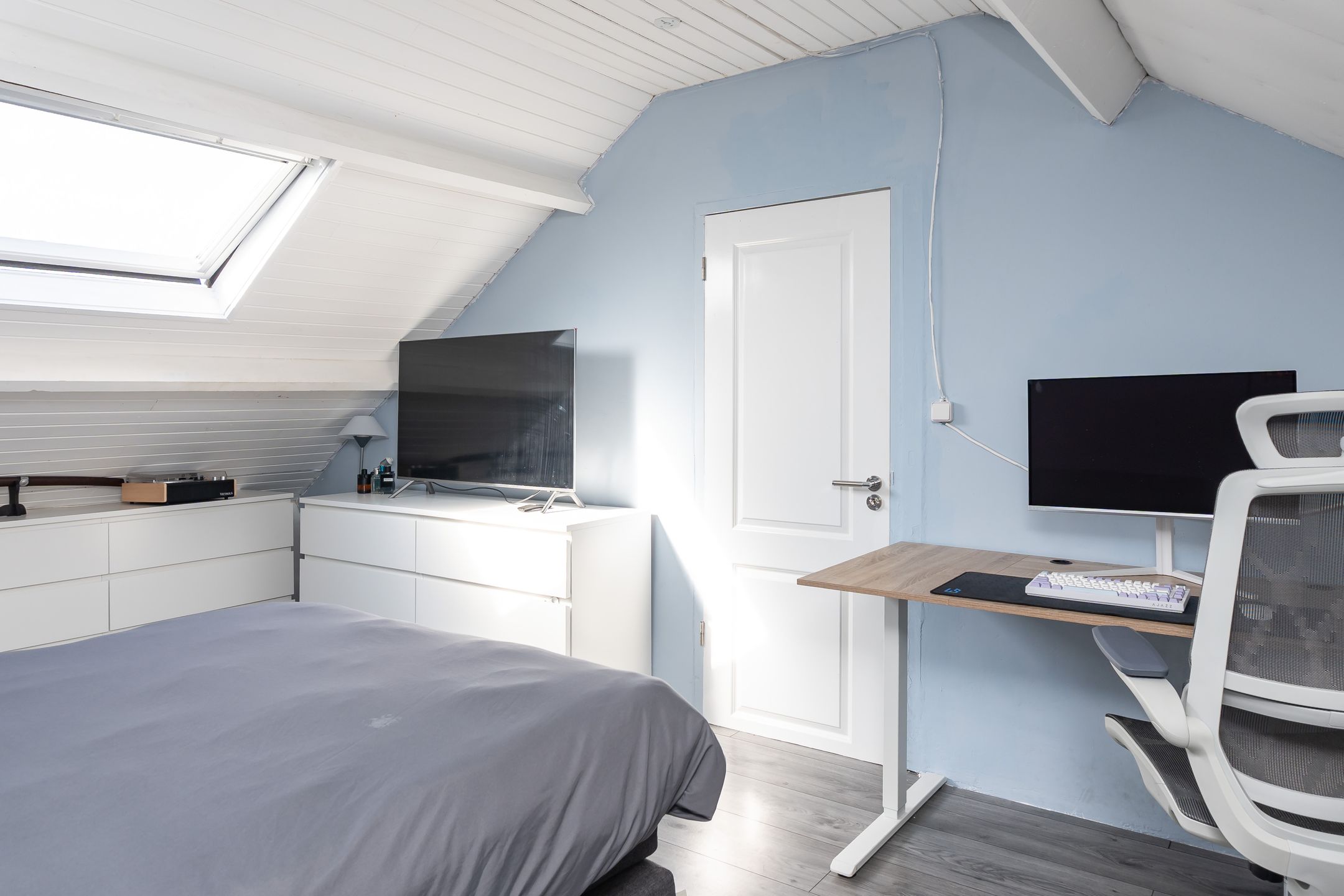 Photo 36 of Bellinistraat 135