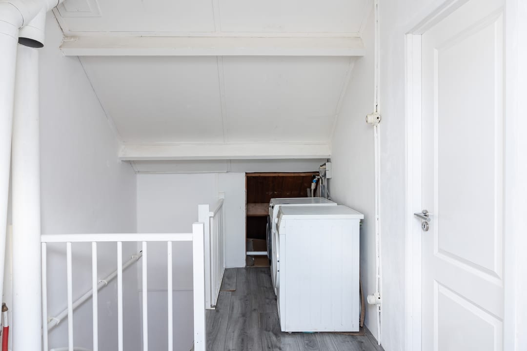 Photo 32 of Bellinistraat 135