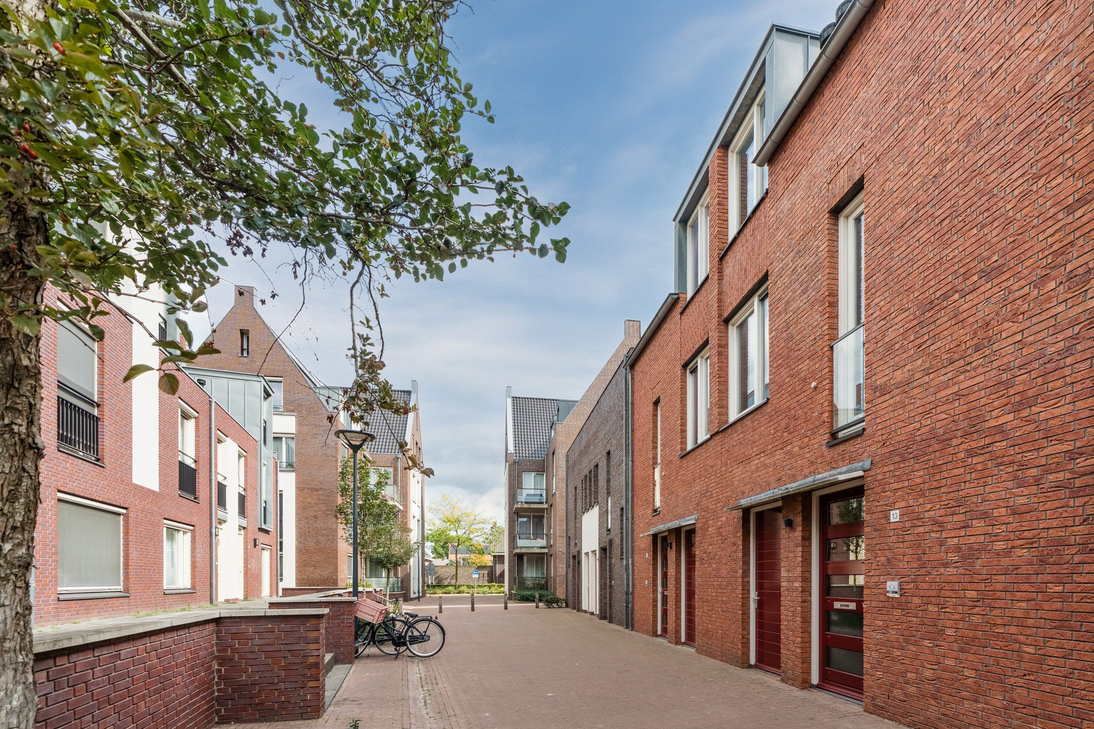 Photo 6 of De Jonghstraat 13
