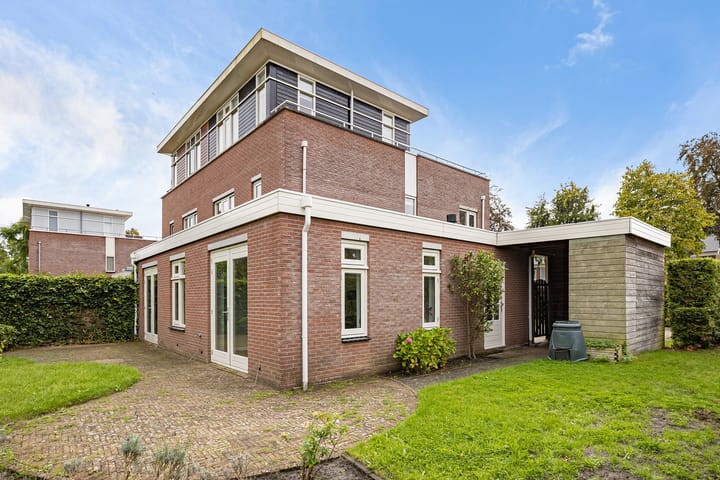 Twee-onder-één-kap te koop: Meezenbroekstraat 47, Veendam