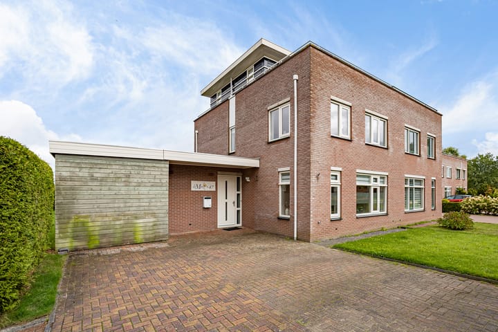 Twee-onder-één-kap te koop: Meezenbroekstraat 47, Veendam