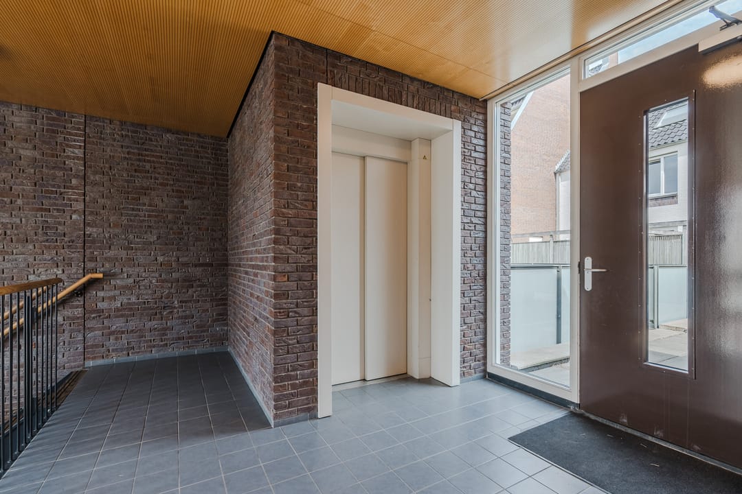 Photo 38 of De Jonghstraat 13