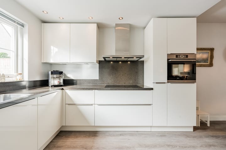 Tussenwoning te koop: Sluisweg 53, Katwijk (Zh)