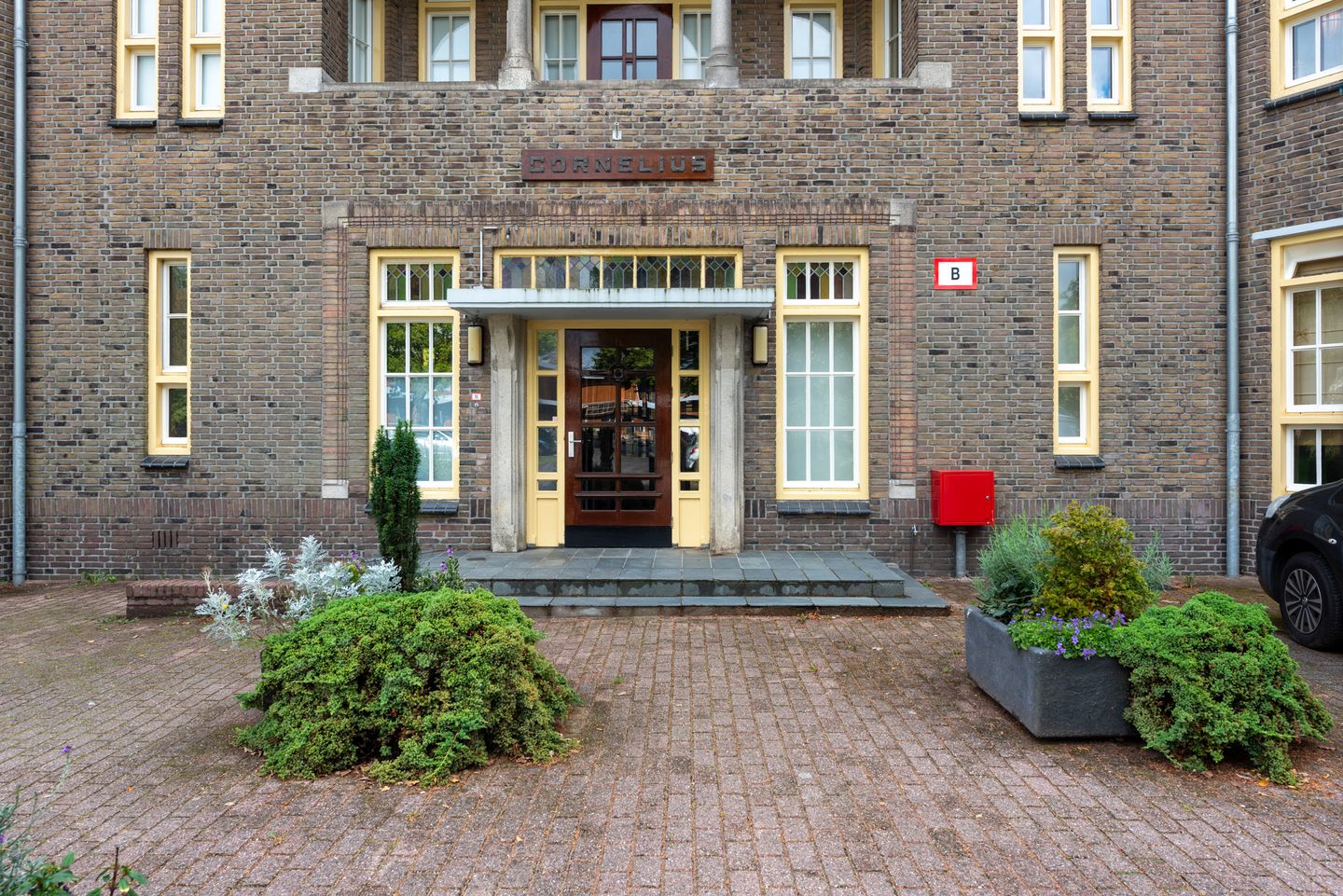 Photo 35 of De Olvendijk 57