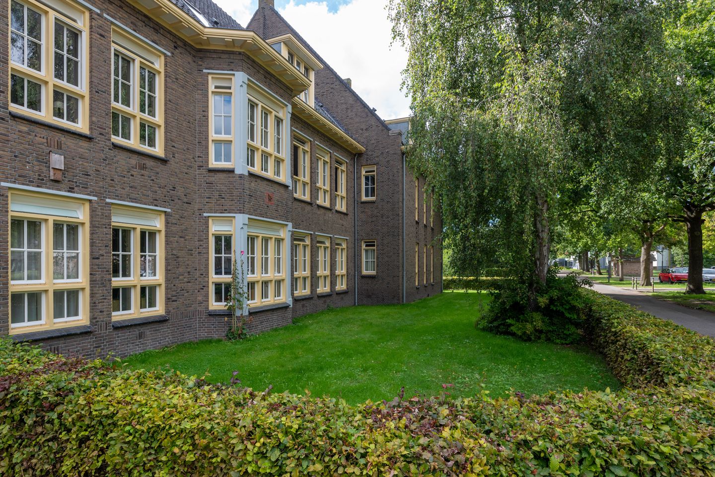 Photo 40 of De Olvendijk 57