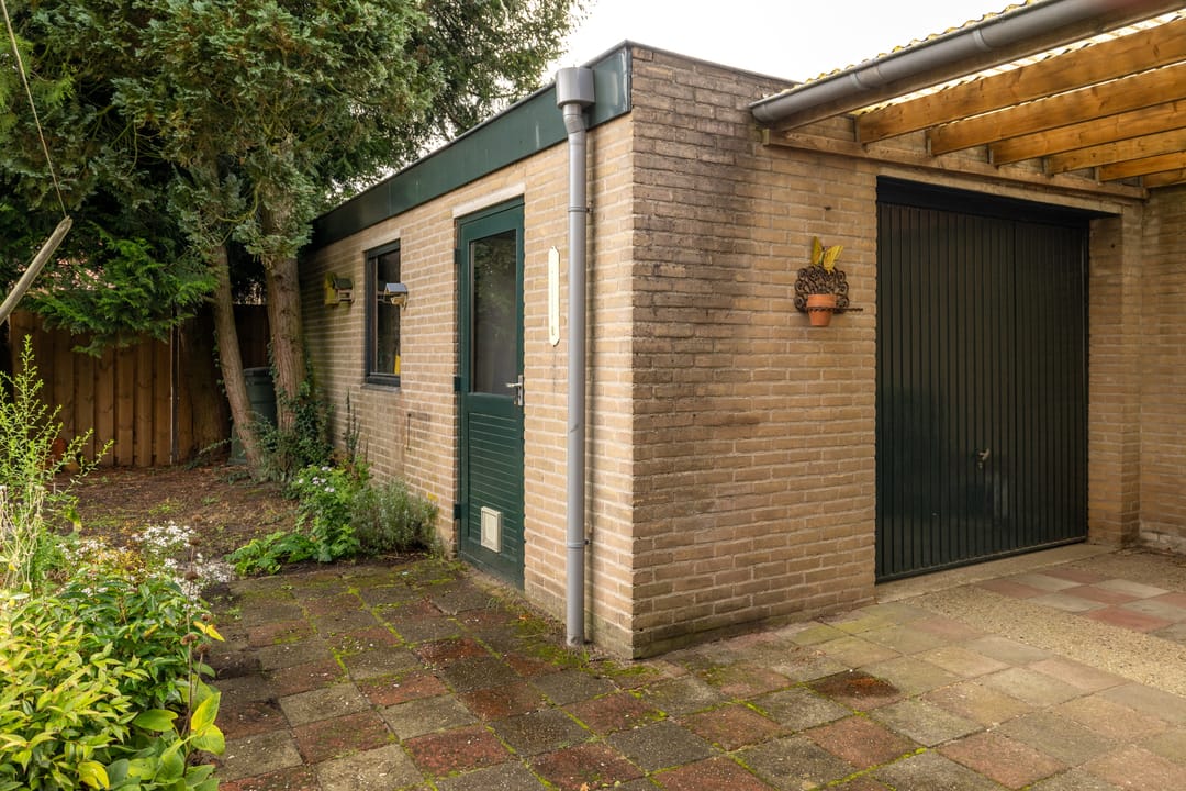 Photo 7 of Spoorlaan 25