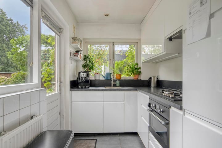 Hoekwoning te huur: Gerrit van der Veenstraat 25, Soest
