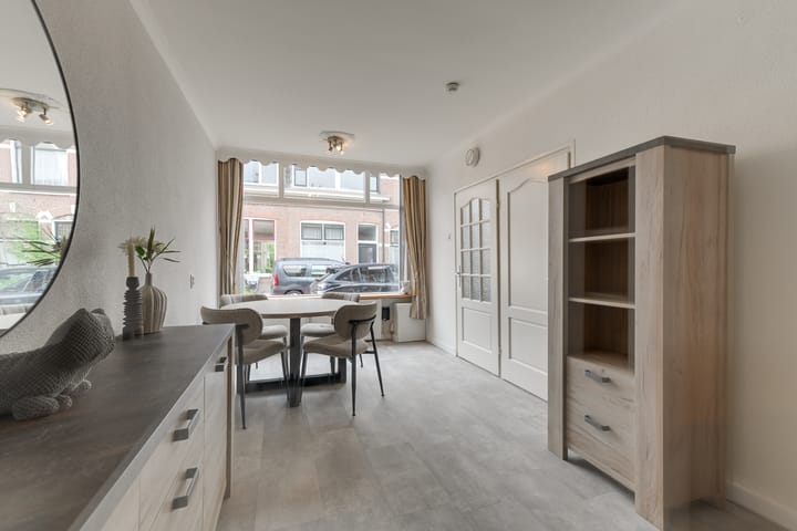 Tussenwoning te koop: Prinsenstraat 58, Leiden