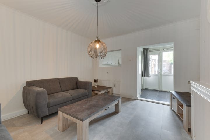 Tussenwoning te koop: Prinsenstraat 58, Leiden