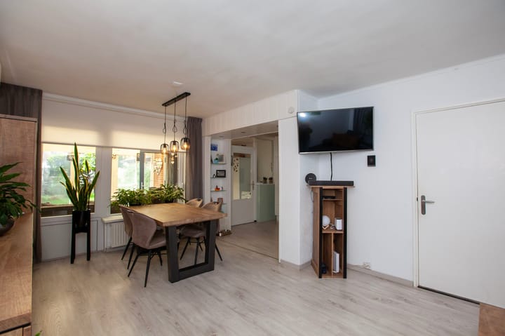 Tussenwoning te koop: Meidoornstraat 40, Winterswijk