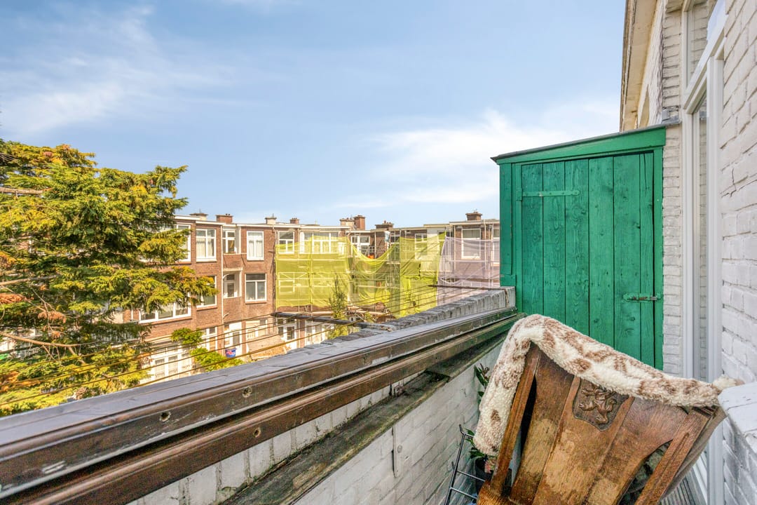 Photo 16 of Hoog Buurlostraat 57