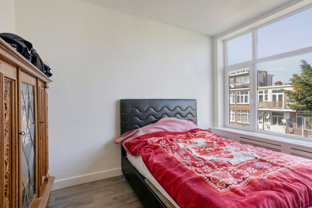 Photo 13 of Hoog Buurlostraat 57