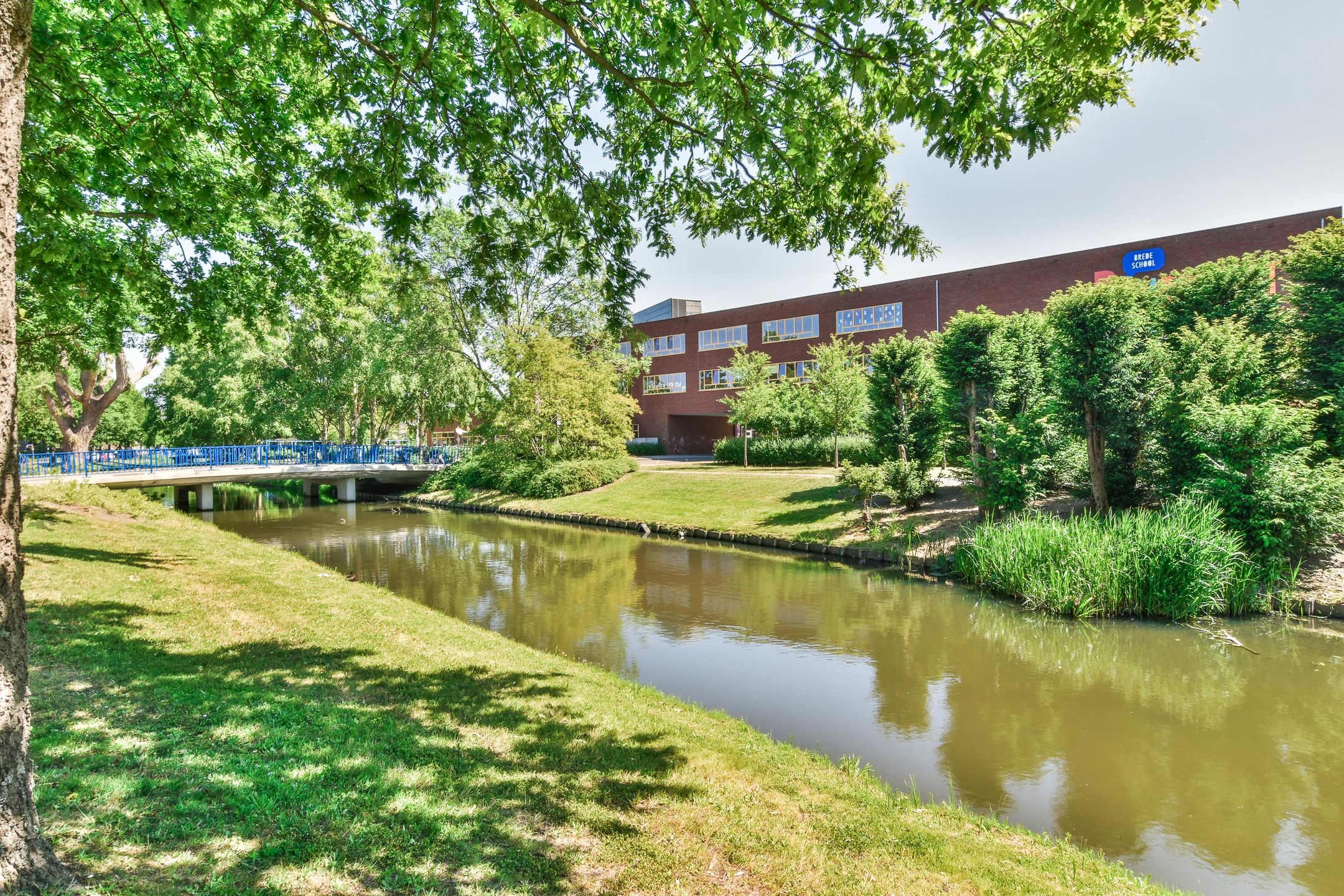 Photo 33 of Mr. G. Groen van Prinstererlaan 39