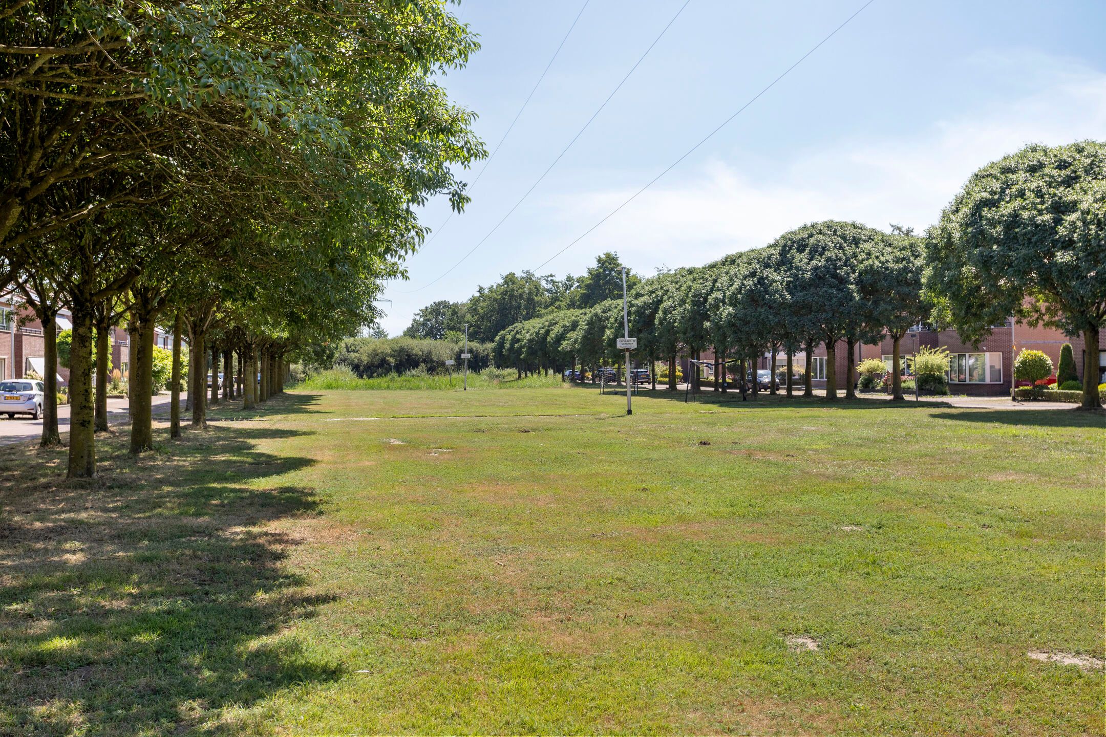 Foto 45 van Broderie 16