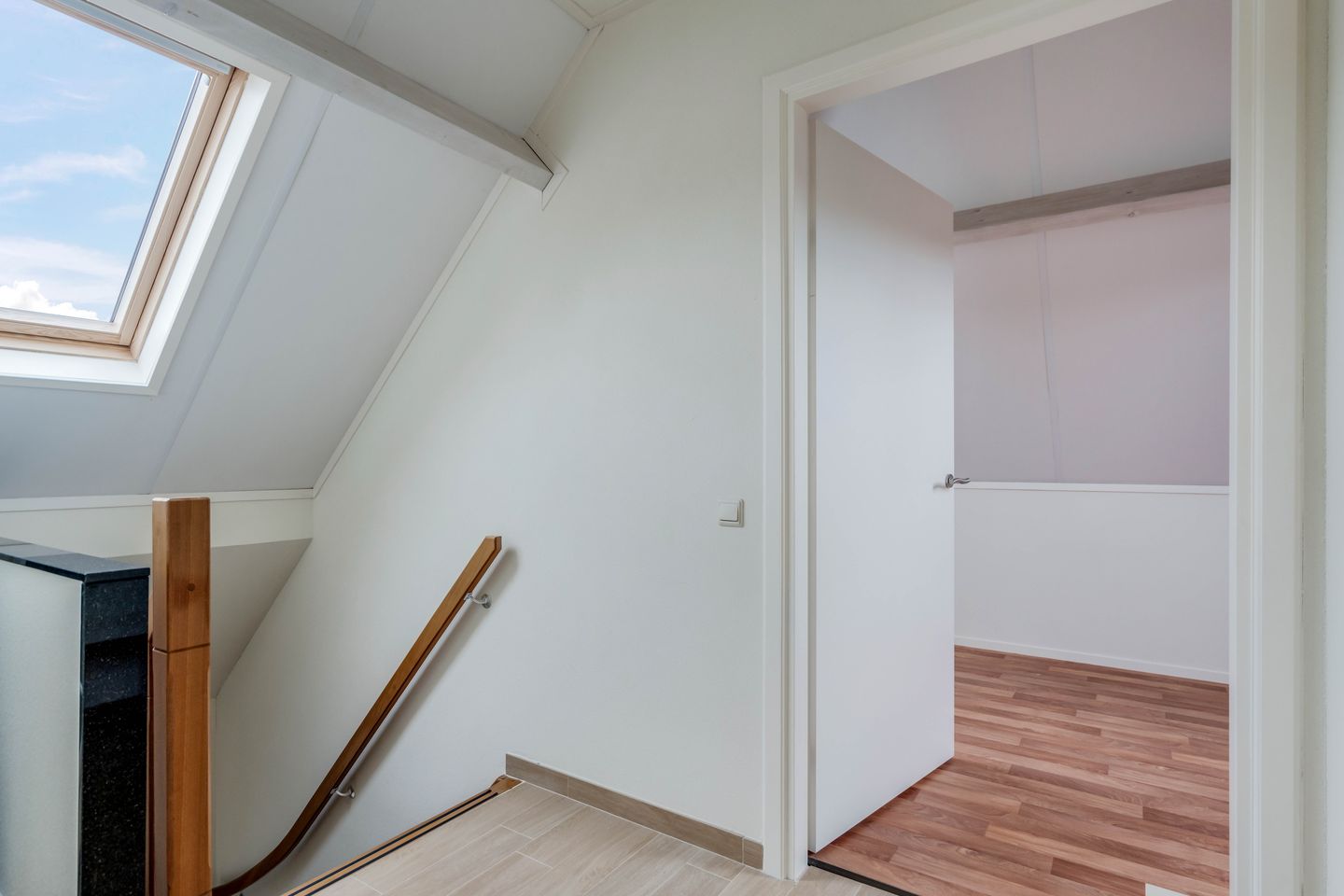 Foto 44 van Nicolaas Emmenstraat 1