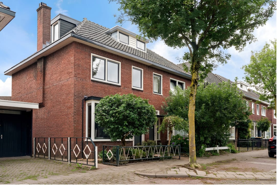 Photo 37 of Jozef Israëlsstraat 16