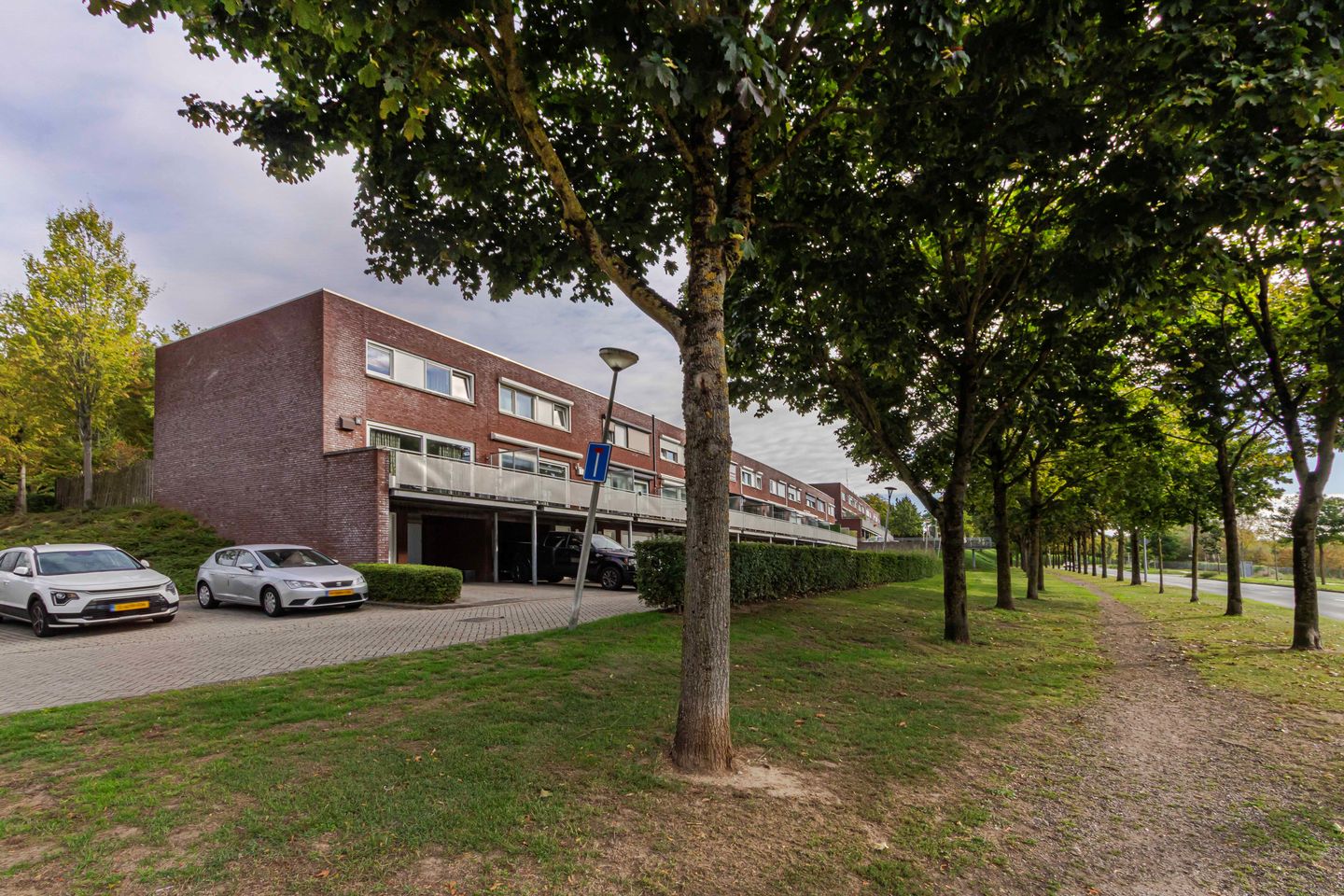 Foto 1 van Duitslandlaan 1