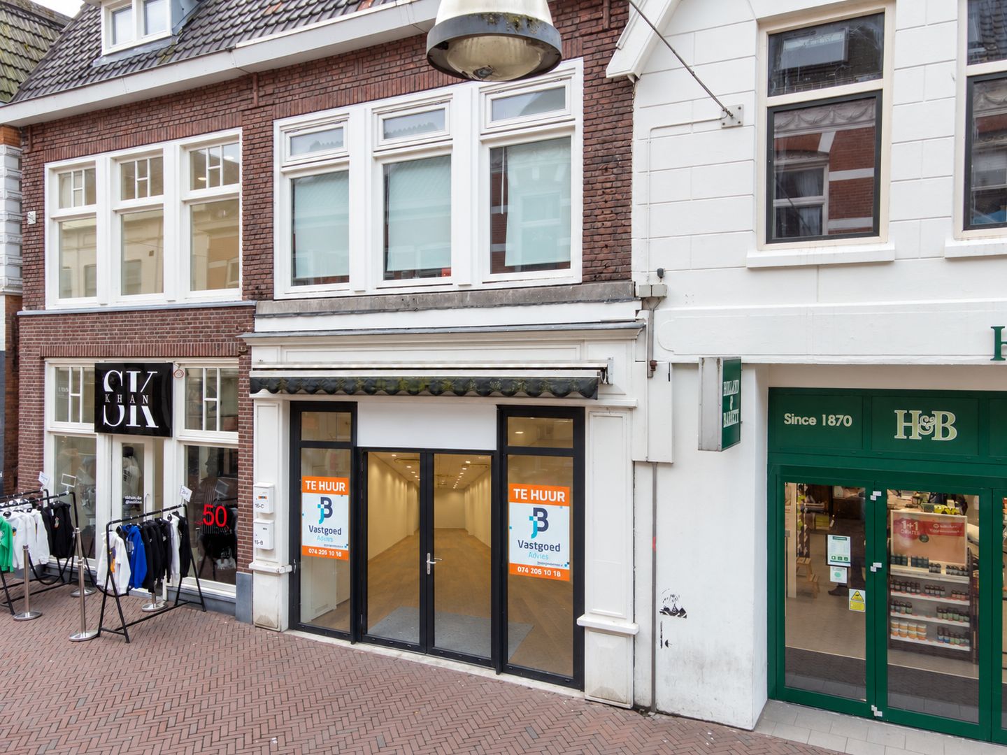 View photo 2 of De Heurne 15-A