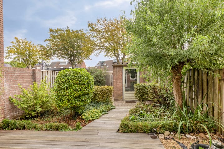 Tussenwoning te koop: Johannes Vermeerstraat 17, Oosterhout (Nb)
