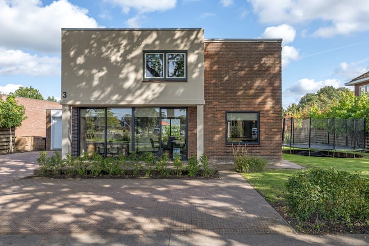 Vrijstaande woning te koop: Zijtak OZ 3, Nieuw-Amsterdam
