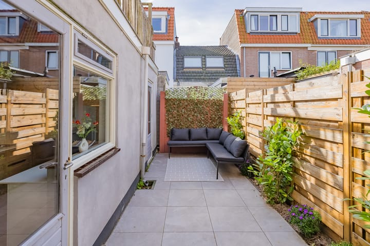 Tussenwoning te koop: Tweede Hogerwoerddwarsstraat 39, Haarlem