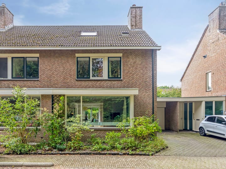 Foto 4 van Clara Wichmannlaan 10