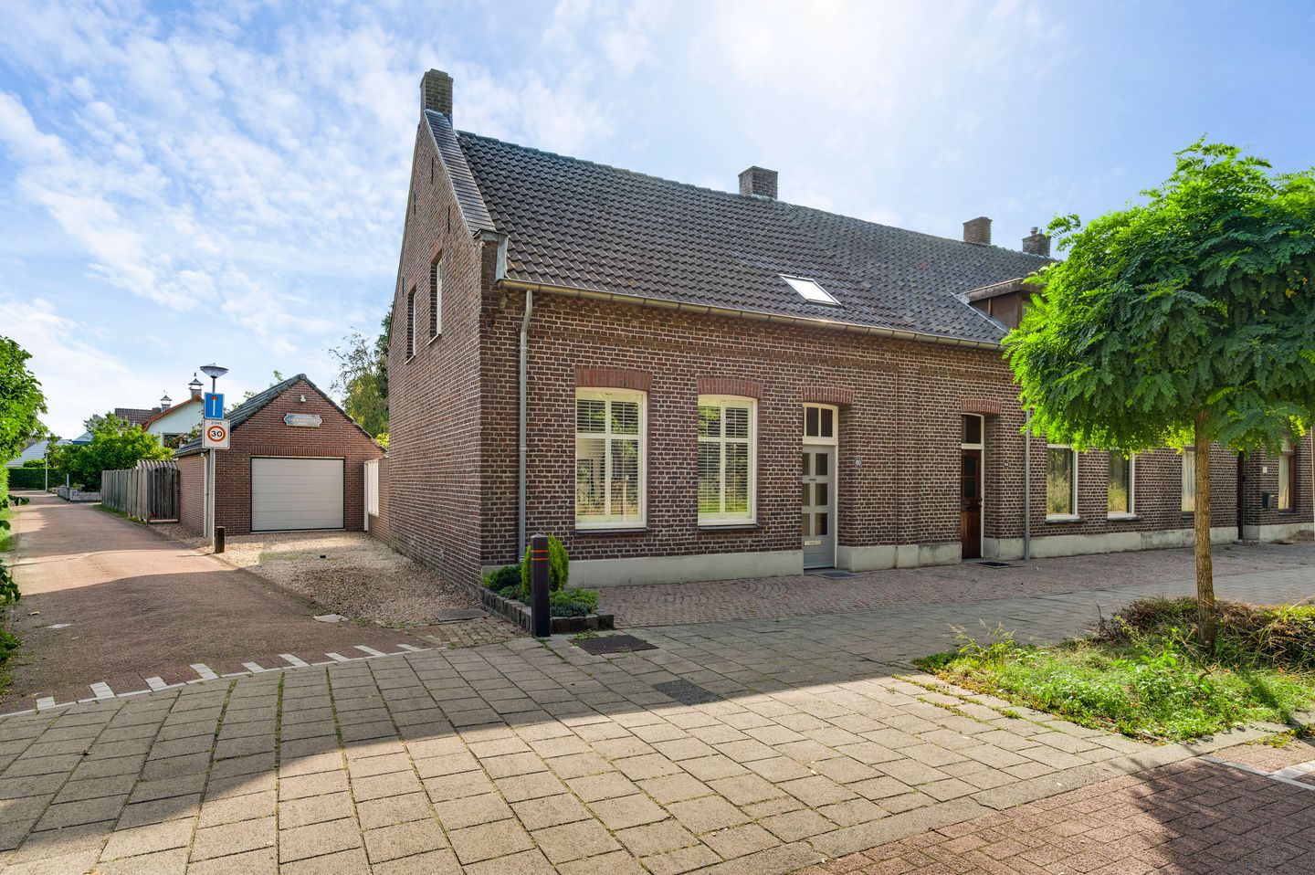 Foto 1 van Oude Hushoverweg 60