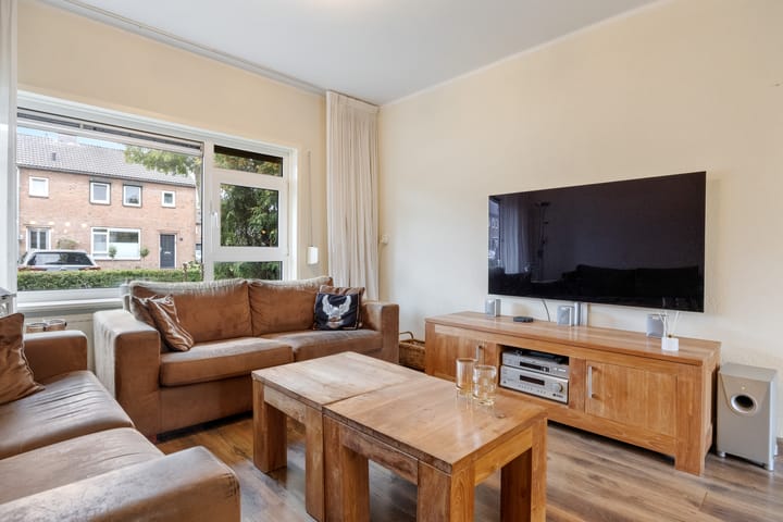 Tussenwoning te koop: Rooseveltstraat 32, Huissen