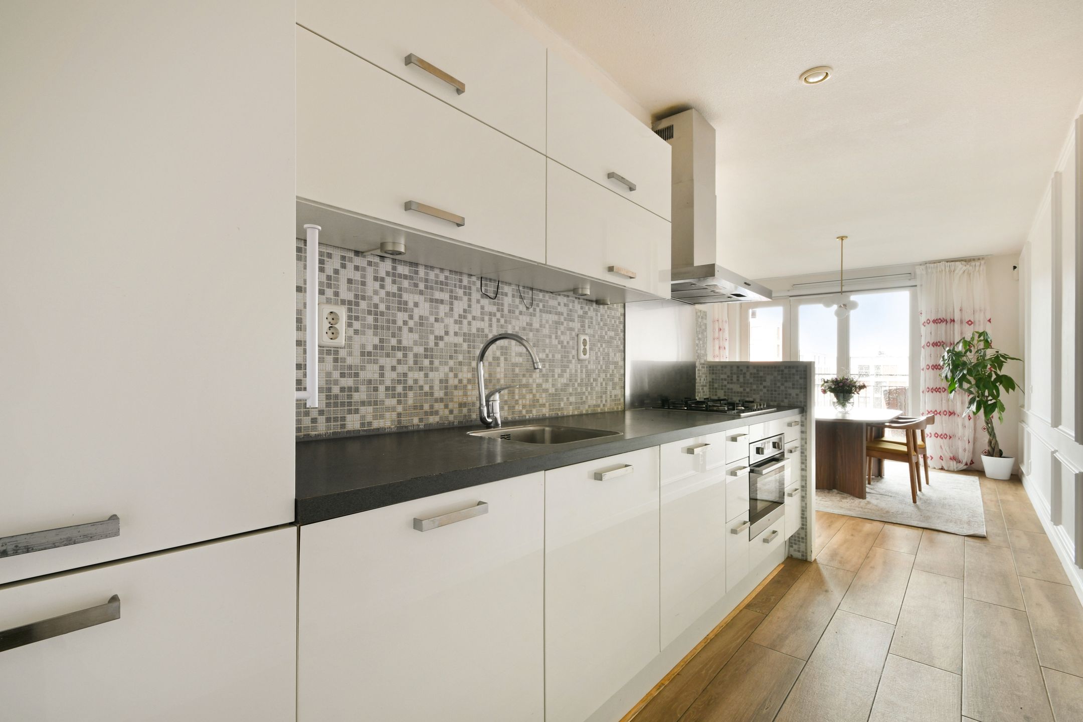 Photo 3 of Vurehout 353