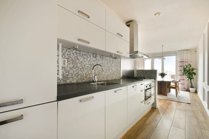 Photo 3 of Vurehout 353