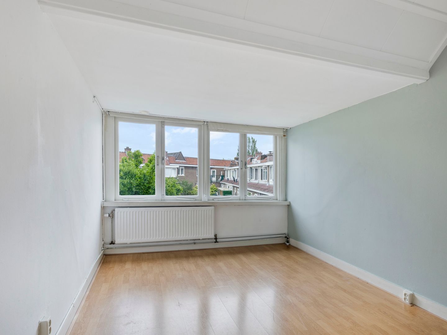 Photo 14 of Leliestraat 27-BS