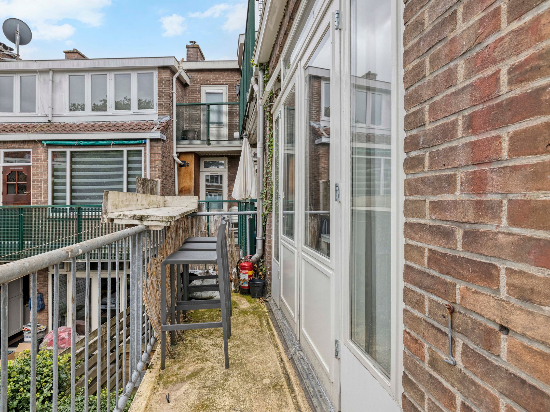 Photo 9 of Leliestraat 27-BS