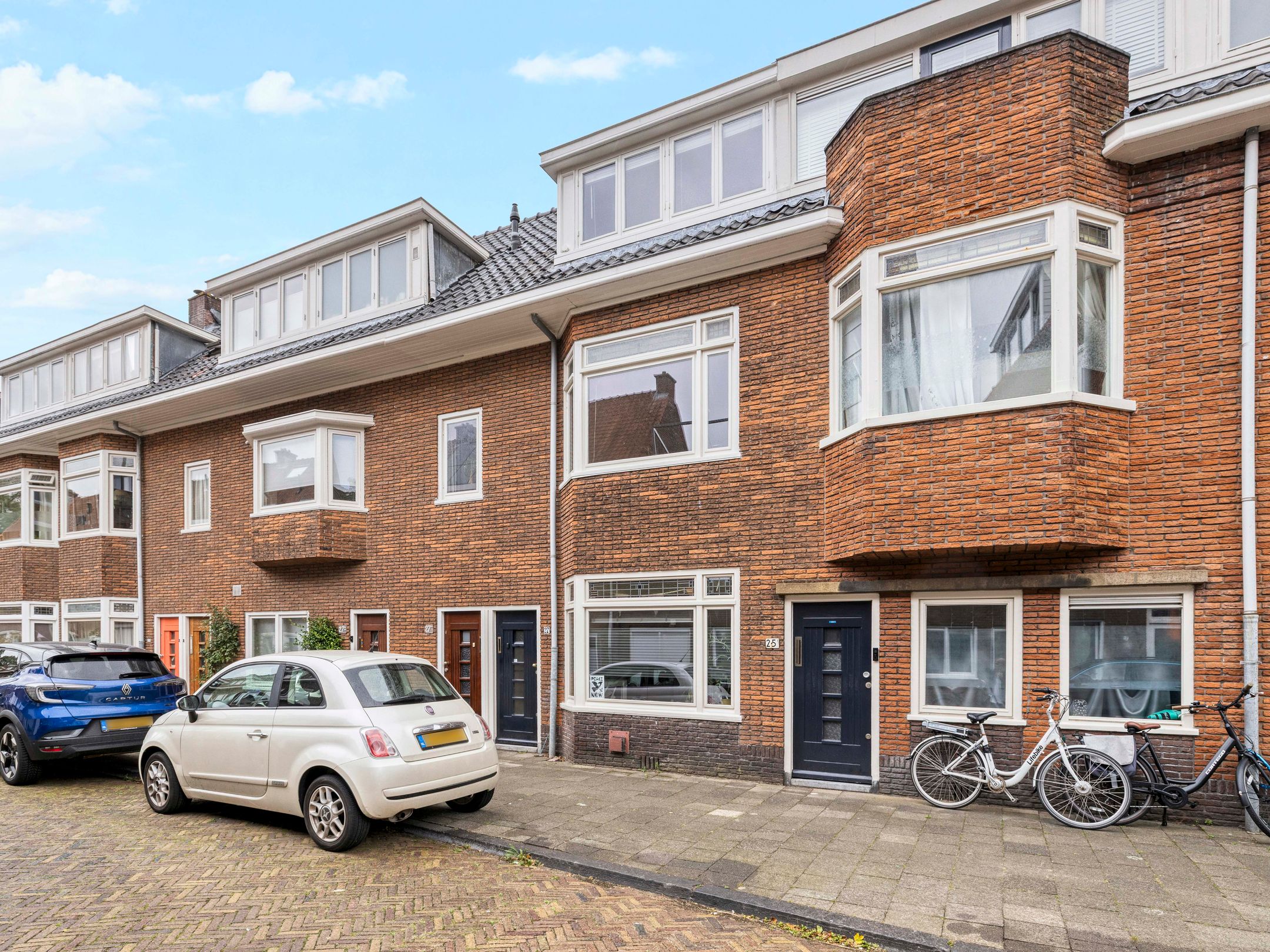 Photo 18 of Leliestraat 27-BS