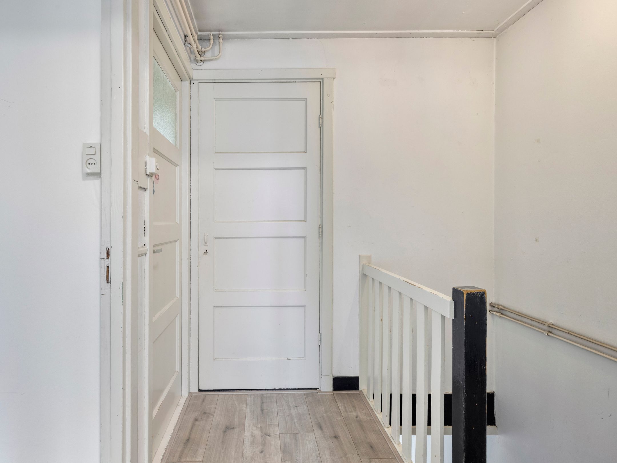 Photo 12 of Leliestraat 27-BS