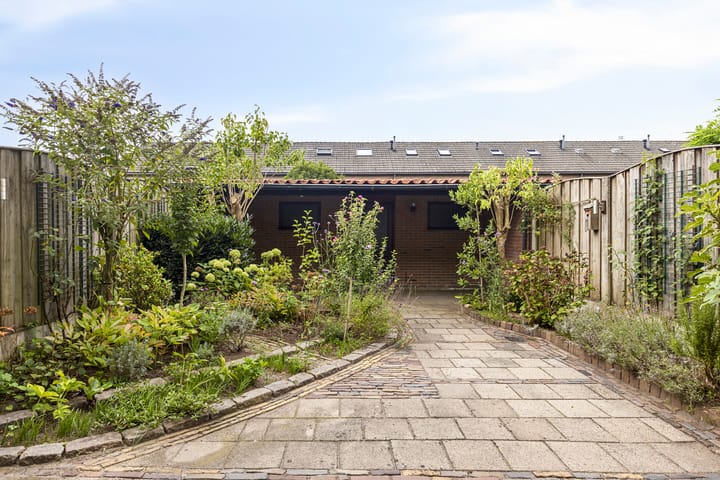 Tussenwoning te koop: Guido Gezellestraat 21, Oldenzaal