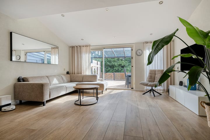 Photo 4 of Biesboschstraat 38
