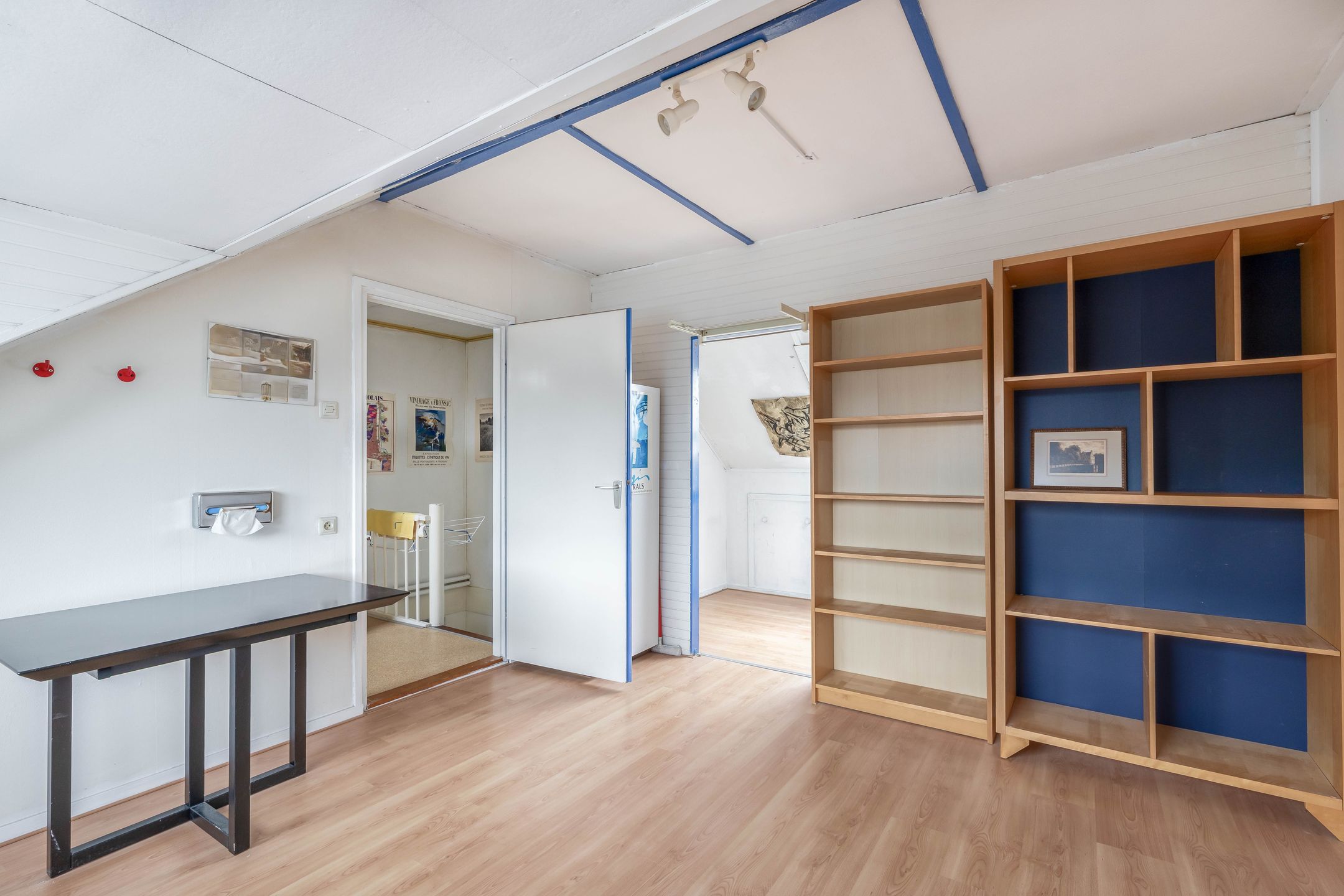 Photo 33 of Vincent van Goghstraat 17