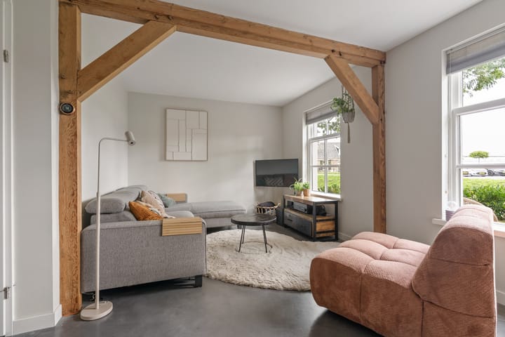 Photo 4 of Overeind 53