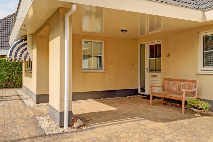 Vrijstaande woning te koop: Doerebout 10, Koudum