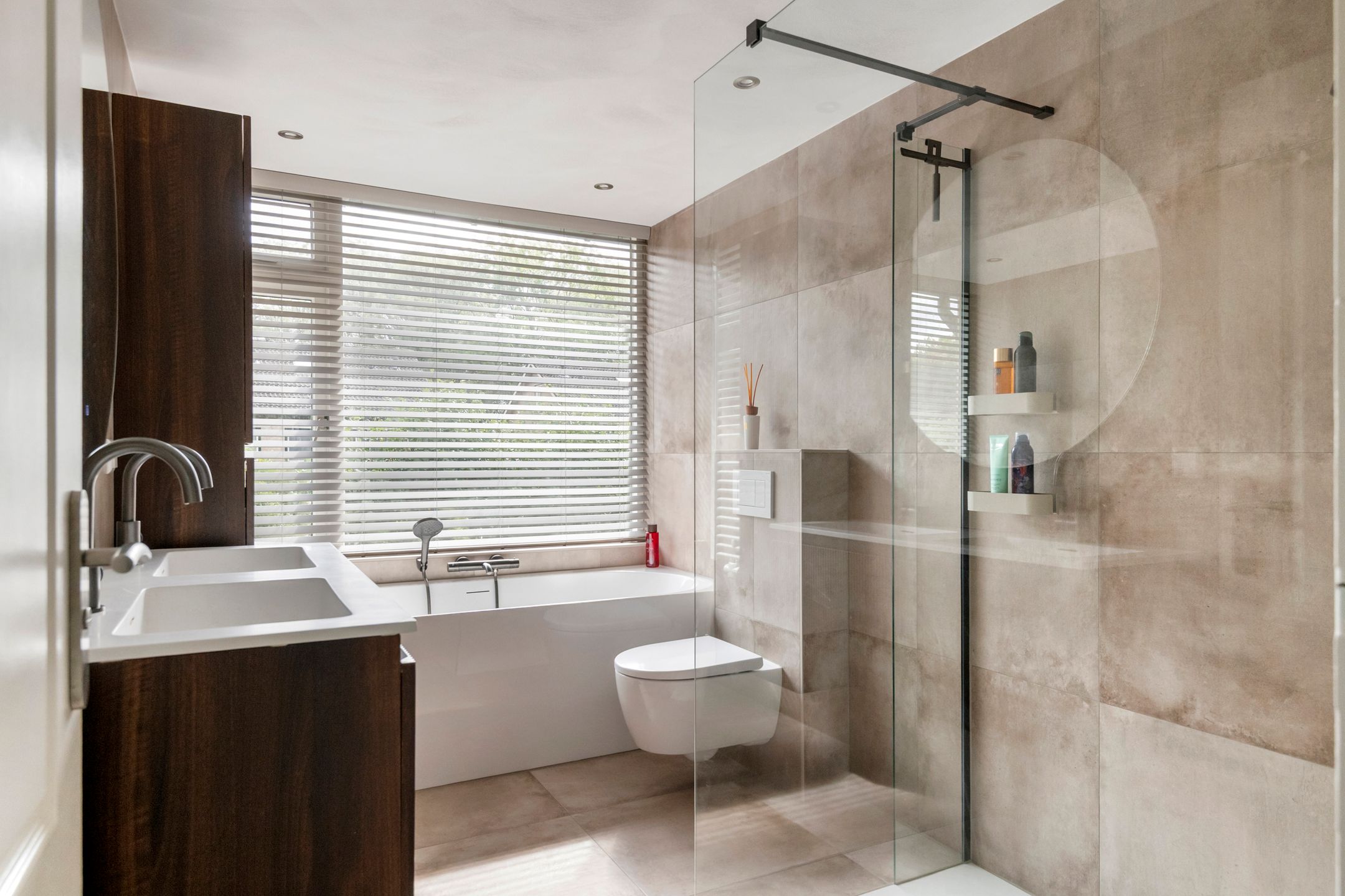 Foto 21 van Wadenoijenlaan 413
