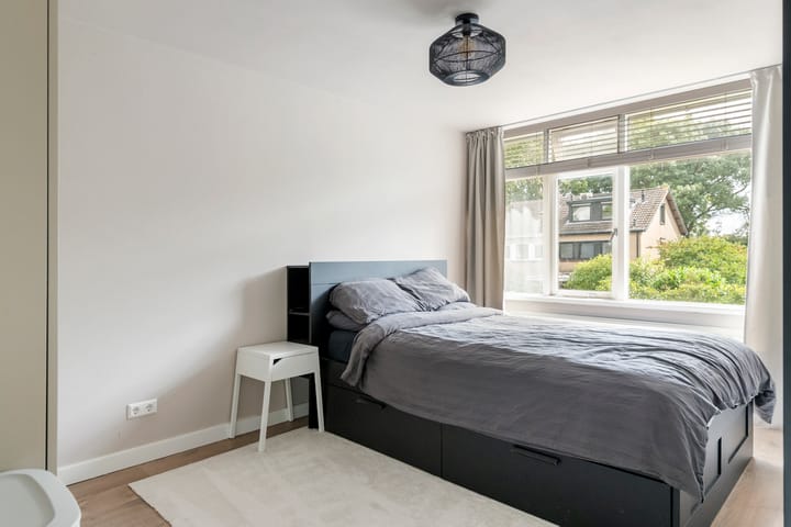 Tussenwoning te koop: Wadenoijenlaan 413, Tiel