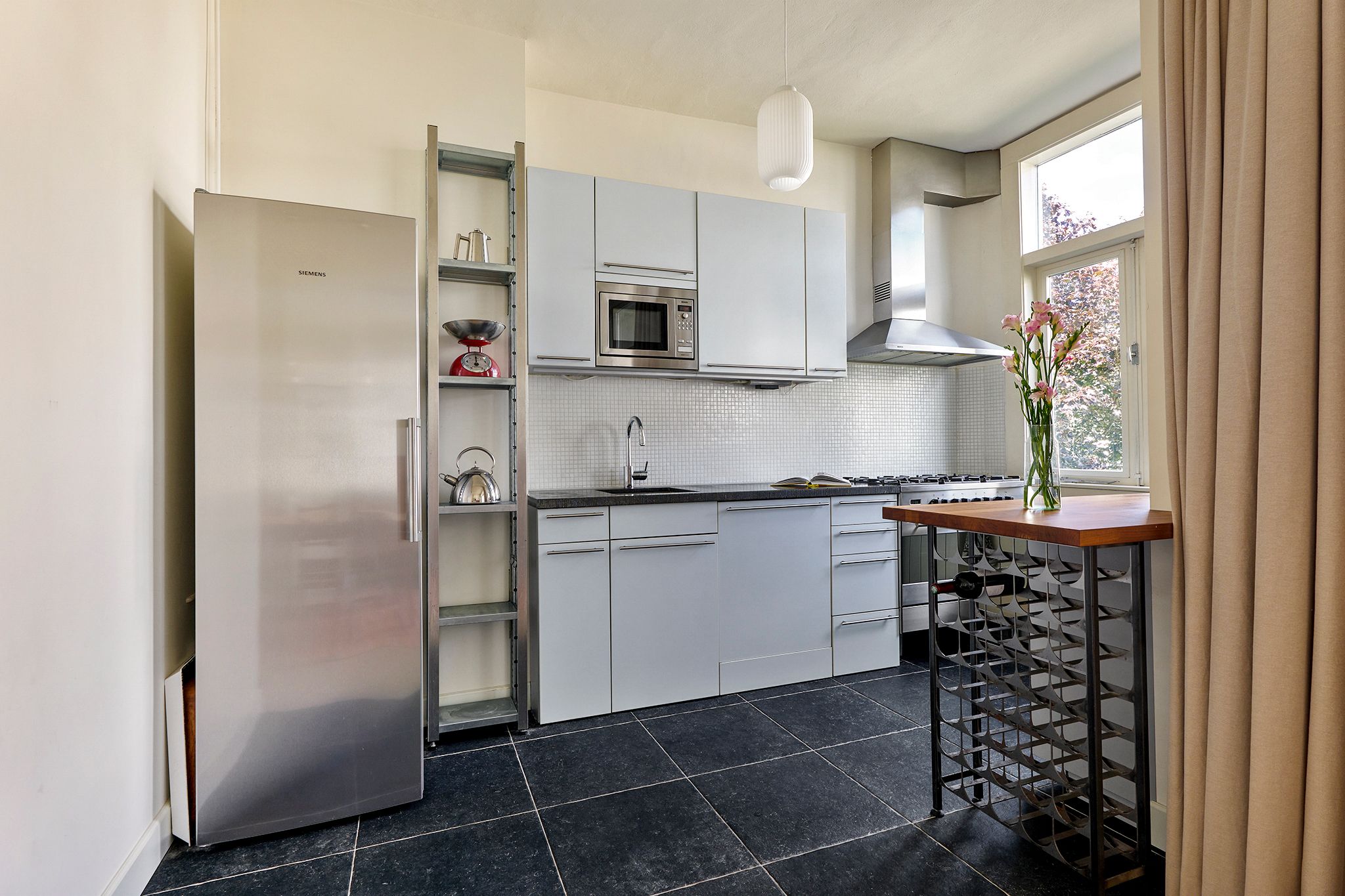 Photo 6 of Zacharias Jansestraat 16-2
