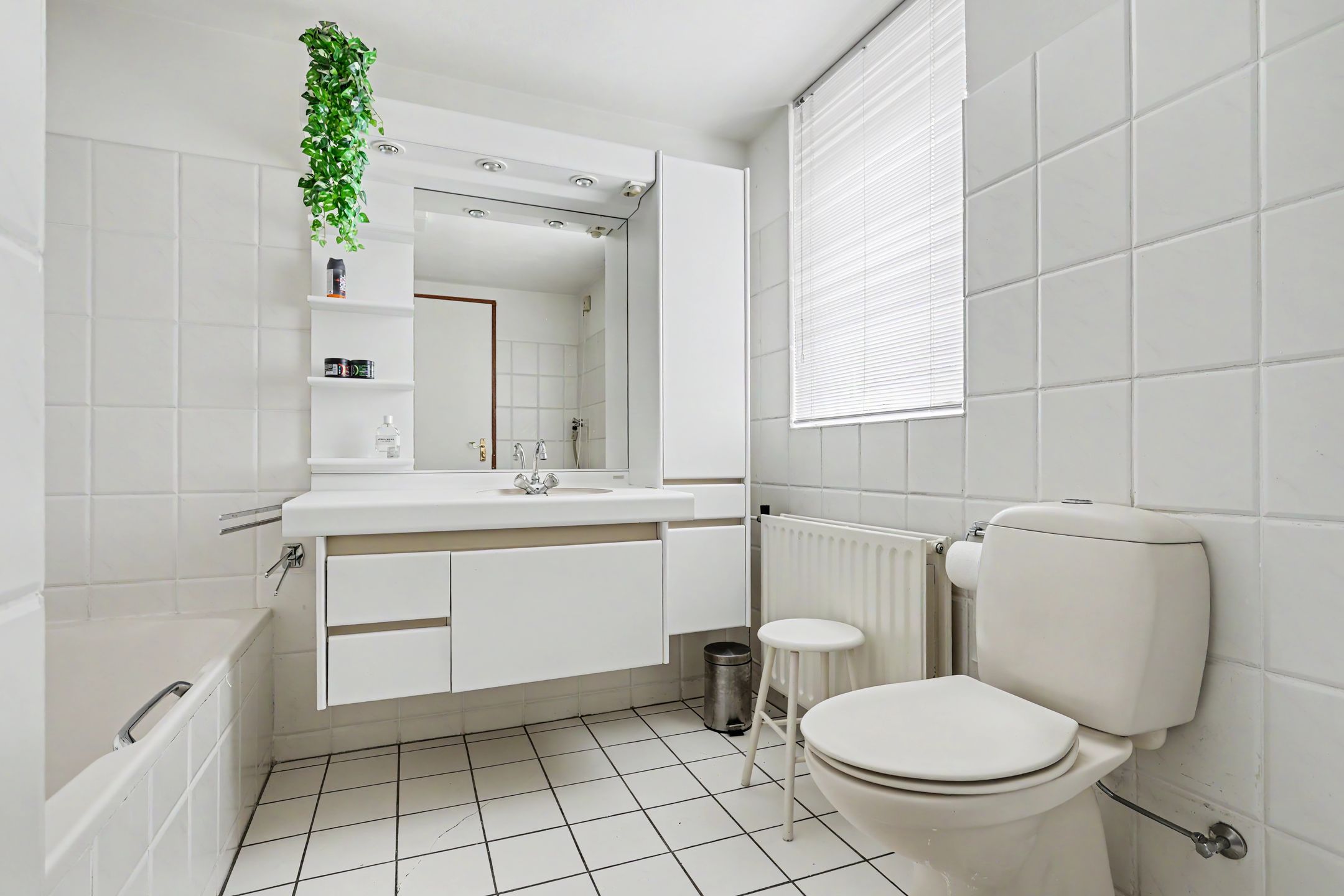 Photo 9 of Weteringstraat 35